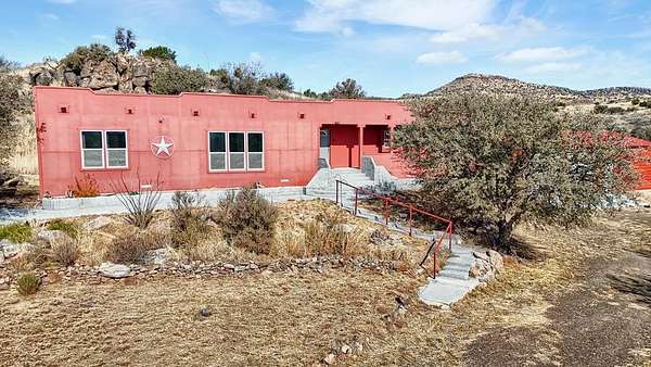 5.13 Acres of Land with Home for Sale in Fort Davis, Texas