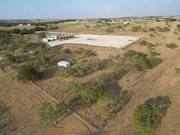 7 Acres of Land for Sale in Ponder, Texas