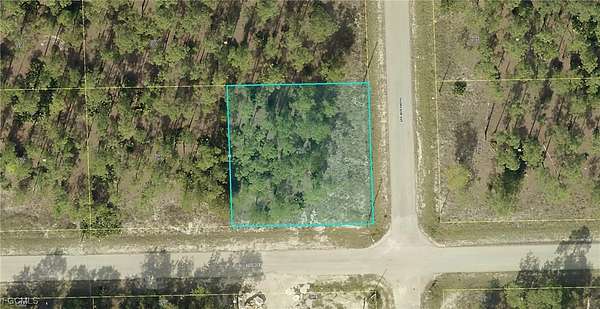 0.25 Acres of Land for Sale in Lehigh Acres, Florida