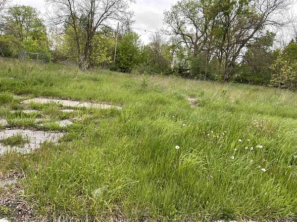 0.13 Acres of Residential Land for Sale in Saginaw, Michigan