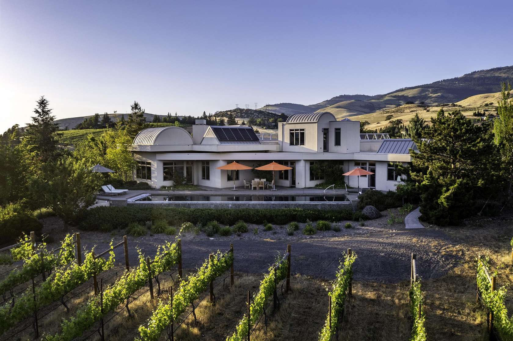 6.78 Acres of Land with Home for Sale in Ashland, Oregon