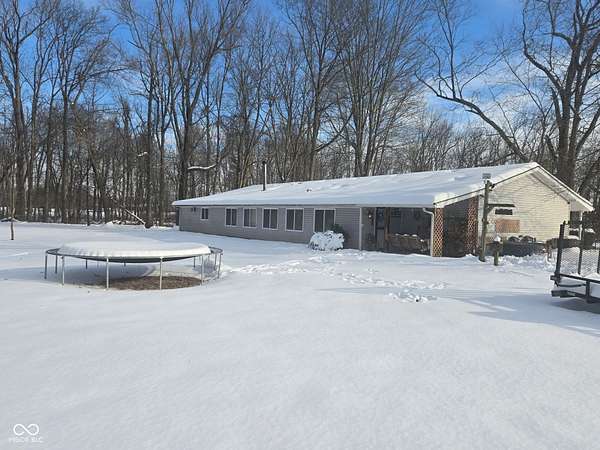 10 Acres of Recreational Land with Home for Sale in North Vernon, Indiana