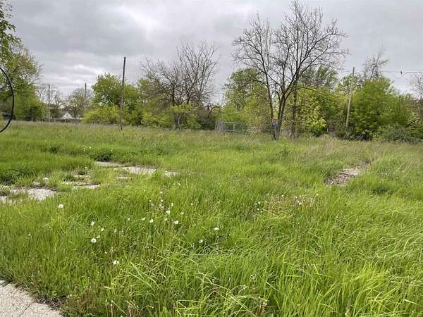 0.13 Acres of Residential Land for Sale in Saginaw, Michigan