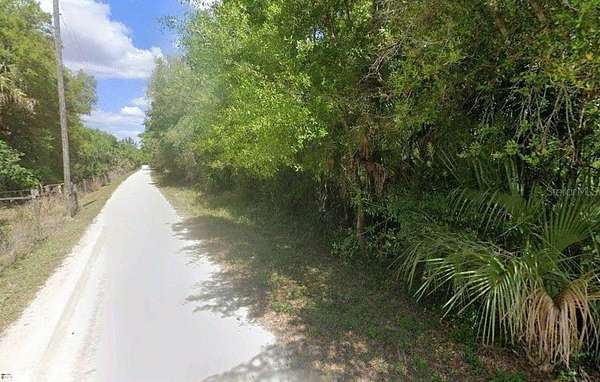 5 Acres of Land for Sale in Arcadia, Florida
