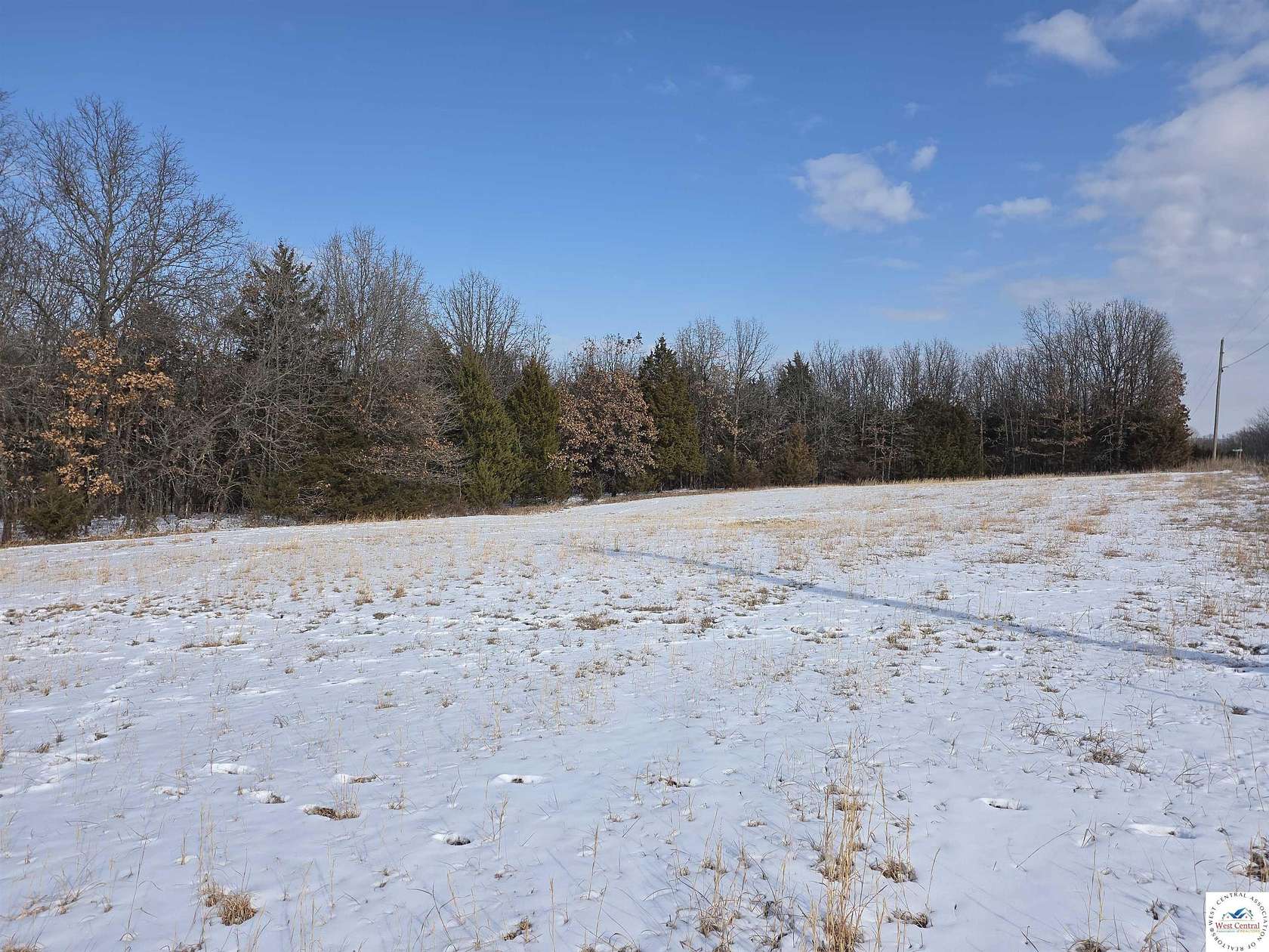 4.7 Acres of Residential Land for Sale in Edwards, Missouri