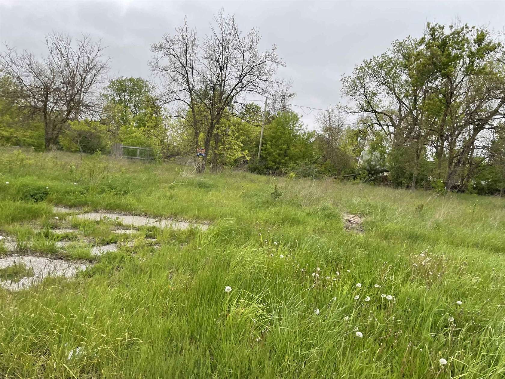 0.31 Acres of Residential Land for Sale in Saginaw, Michigan