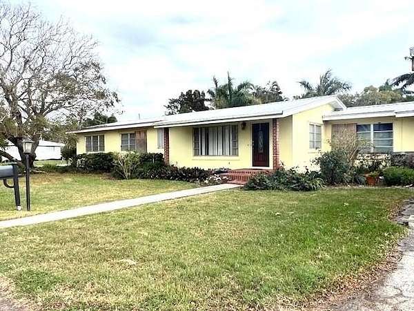 1.59 Acres of Land with Home for Sale in Pahokee, Florida