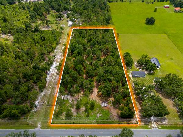 5 Acres of Agricultural Land for Sale in Live Oak, Florida