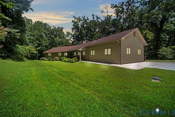 2.78 Acres of Residential Land with Home for Sale in Petersburg, Virginia