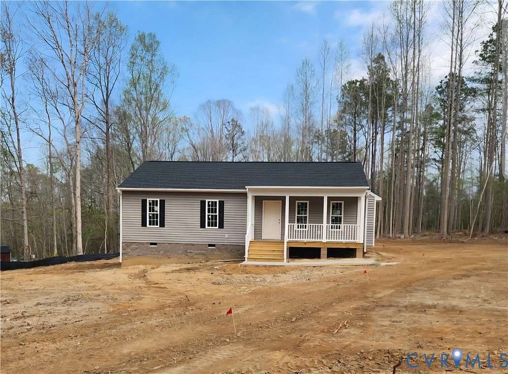 4 Acres of Land with Home for Sale in Hague, Virginia