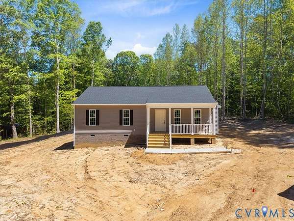 4 Acres of Land with Home for Sale in Hague, Virginia
