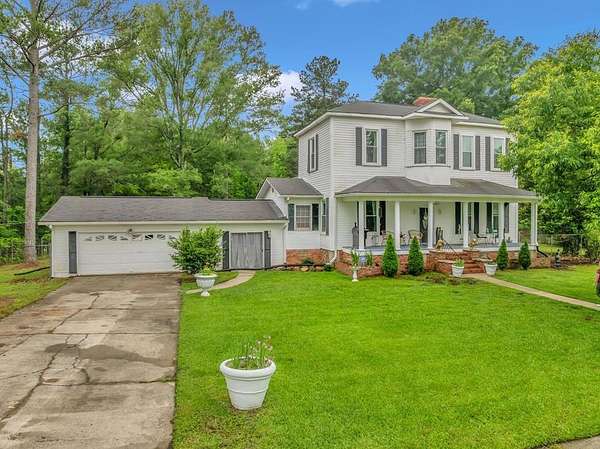 2.29 Acres of Land with Home for Sale in Milledgeville, Georgia