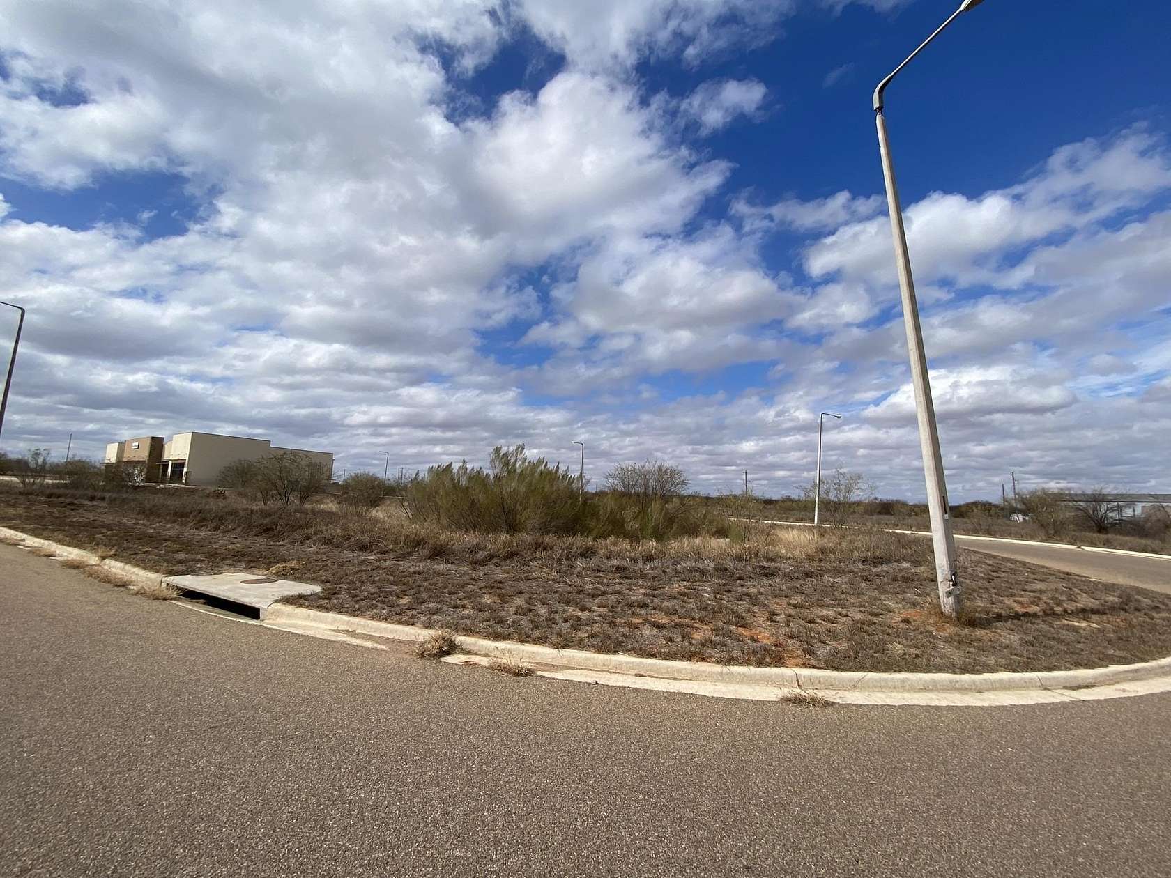 1 Acre of Commercial Land for Sale in Cotulla, Texas