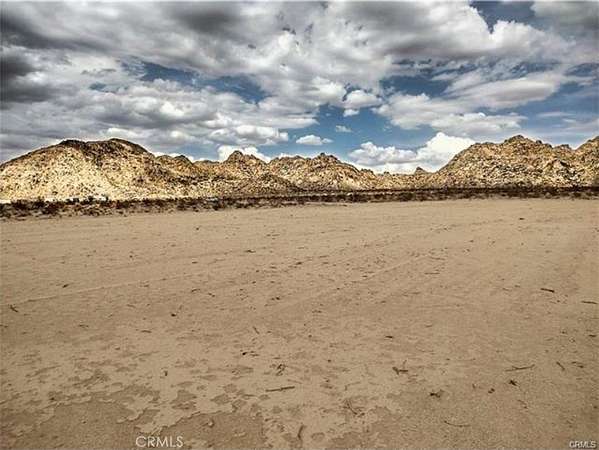 20 Acres of Recreational Land for Sale in Lucerne Valley, California