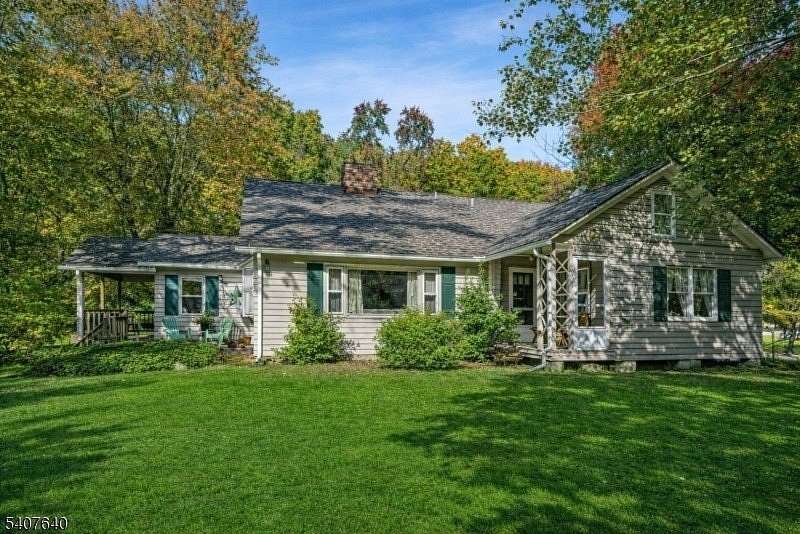 2.66 Acres of Residential Land with Home for Sale in Fredon Township, New Jersey