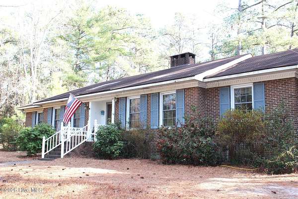 2.38 Acres of Residential Land with Home for Sale in Southern Pines, North Carolina