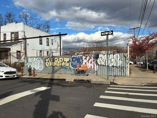 0.05 Acres of Residential Land for Sale in Brooklyn, New York