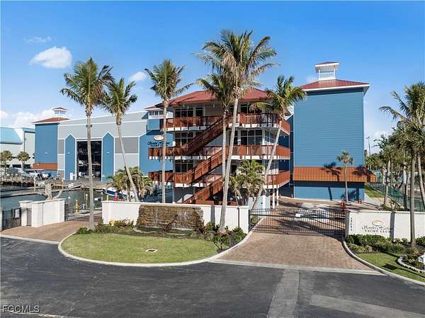 Land for Sale in Fort Myers, Florida