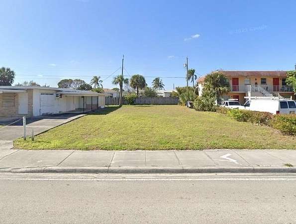 0.1 Acres of Mixed-Use Land for Sale in Lake Worth, Florida