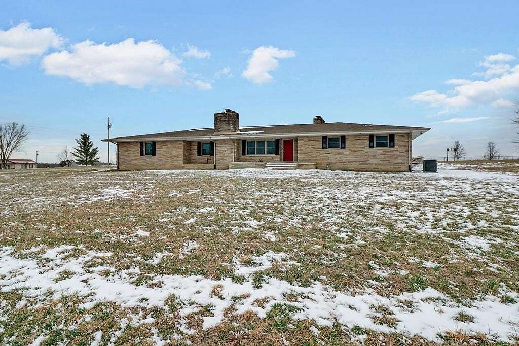 4.55 Acres of Land with Home for Sale in Jamestown, Tennessee