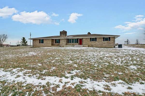 4.55 Acres of Land with Home for Sale in Jamestown, Tennessee