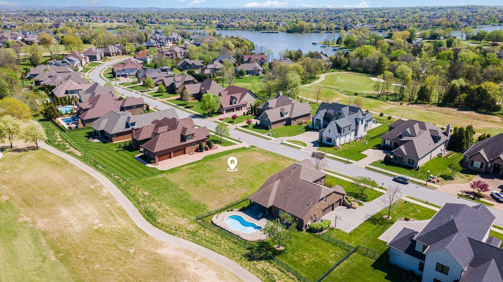 0.36 Acres of Residential Land for Sale in Gallatin, Tennessee