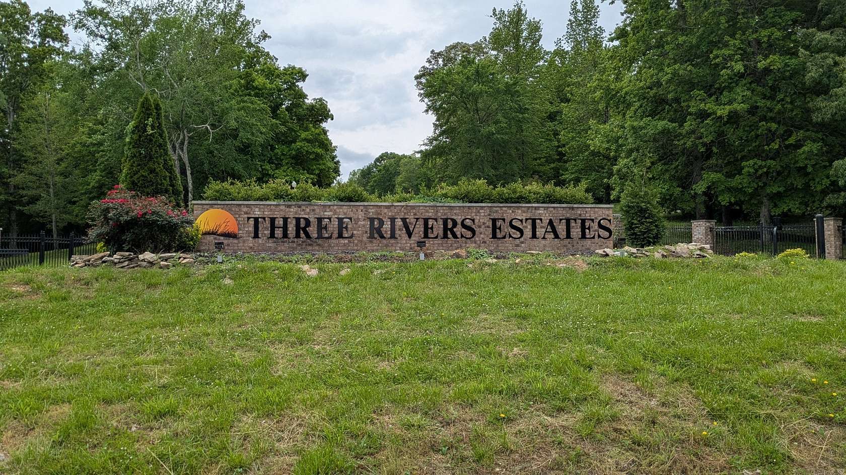 6.74 Acres of Residential Land for Sale in Hurricane Mills, Tennessee