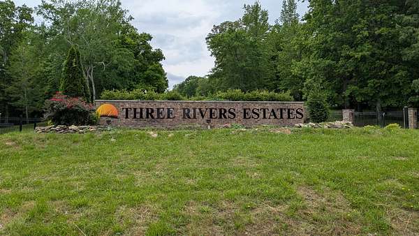 6.74 Acres of Residential Land for Sale in Hurricane Mills, Tennessee