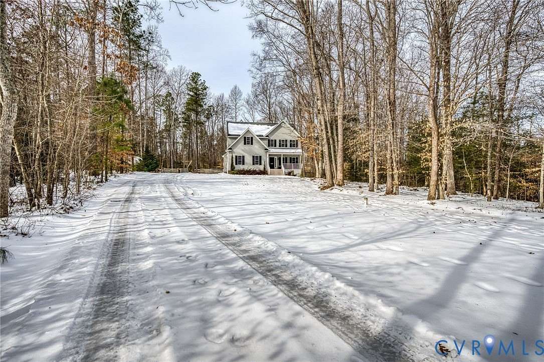 1.68 Acres of Residential Land with Home for Sale in Mechanicsville, Virginia