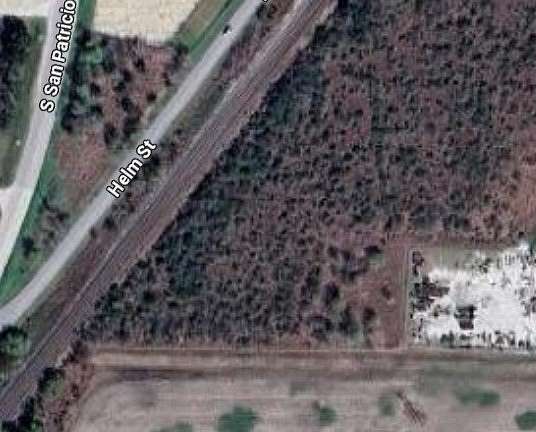 5.5 Acres of Land for Sale in Sinton, Texas