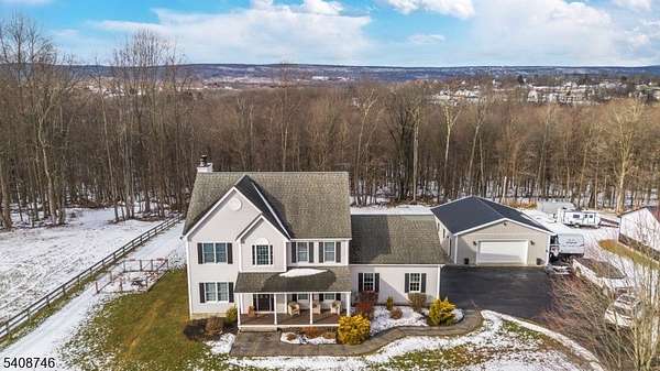 2.52 Acres of Residential Land with Home for Sale in Wantage Township, New Jersey