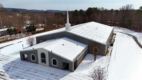 5.7 Acres of Improved Residential Land for Sale in Mount Airy, North Carolina