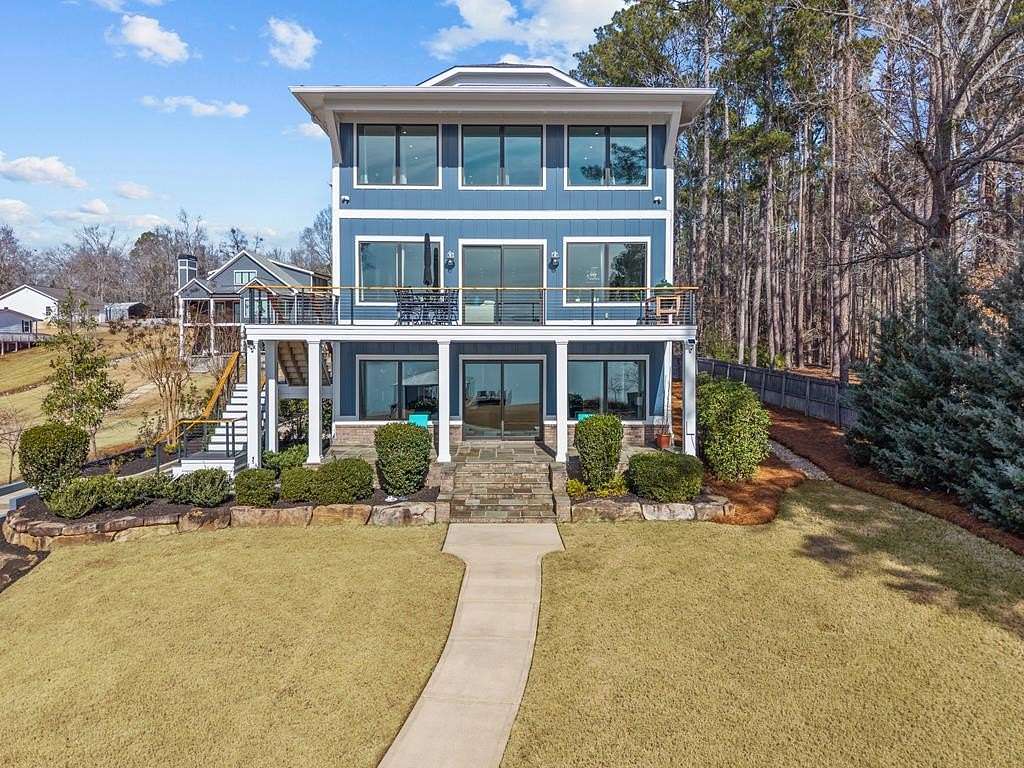 1.84 Acres of Residential Land with Home for Sale in Eatonton, Georgia