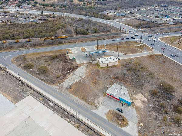 0.88 Acres of Mixed-Use Land for Sale in San Antonio, Texas