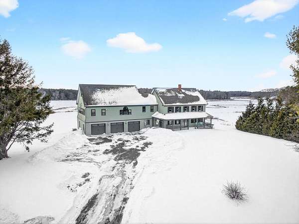 3.5 Acres of Residential Land with Home for Sale in Cape Elizabeth, Maine