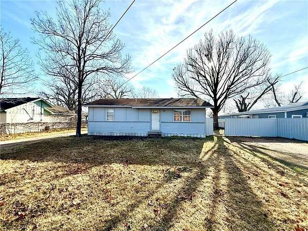 1.86 Acres of Residential Land with Home for Sale in Cameron, Texas