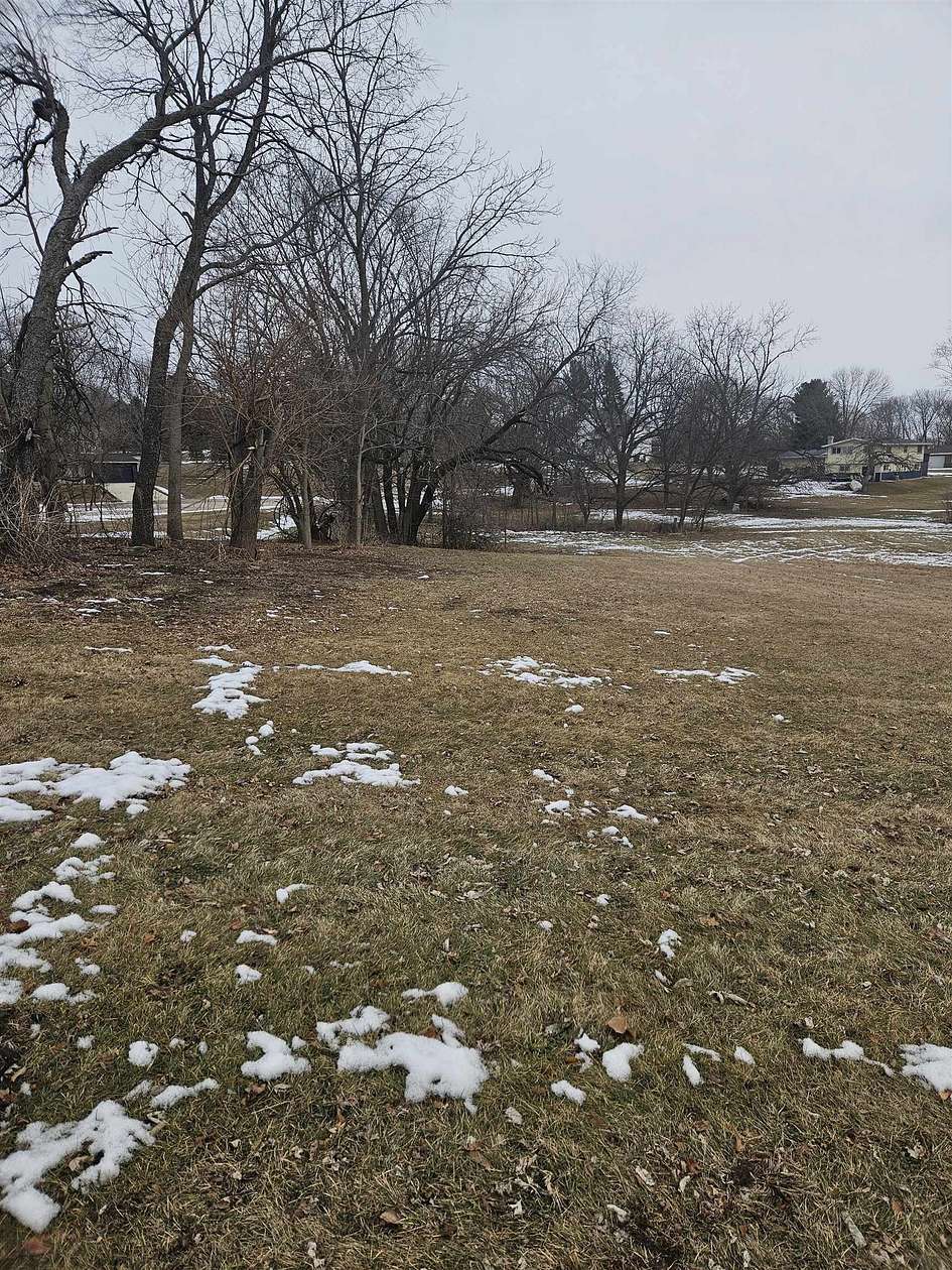 0.34 Acres of Residential Land for Sale in Lake Summerset, Illinois