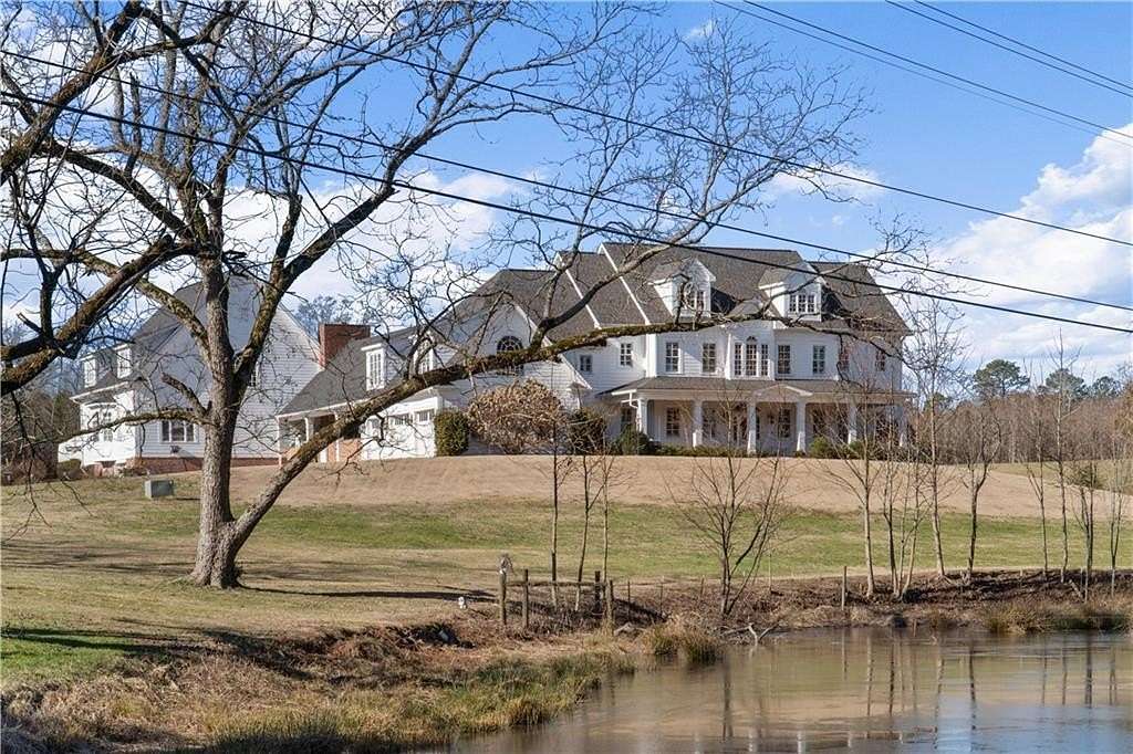 5 Acres of Residential Land with Home for Sale in Roopville, Georgia