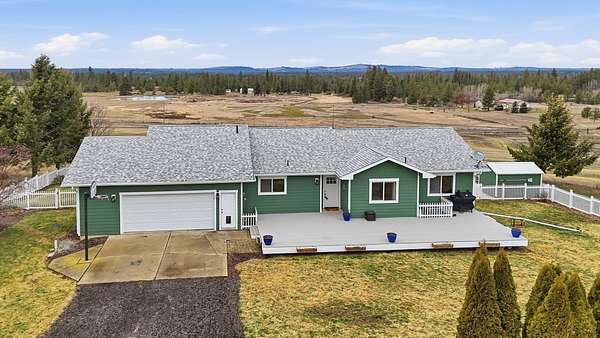 13.6 Acres of Land with Home for Sale in Spokane, Washington