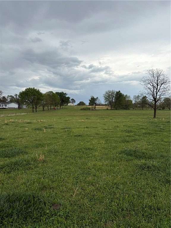 18 Acres of Land for Sale in Green Forest, Arkansas
