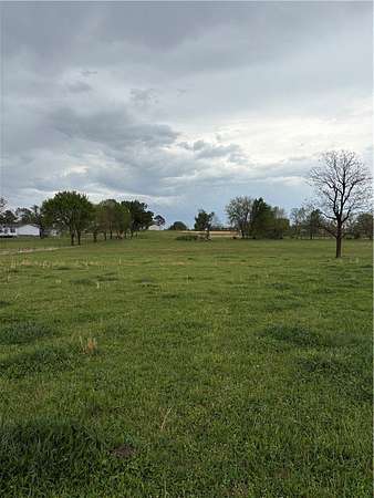 18 Acres of Land for Sale in Green Forest, Arkansas