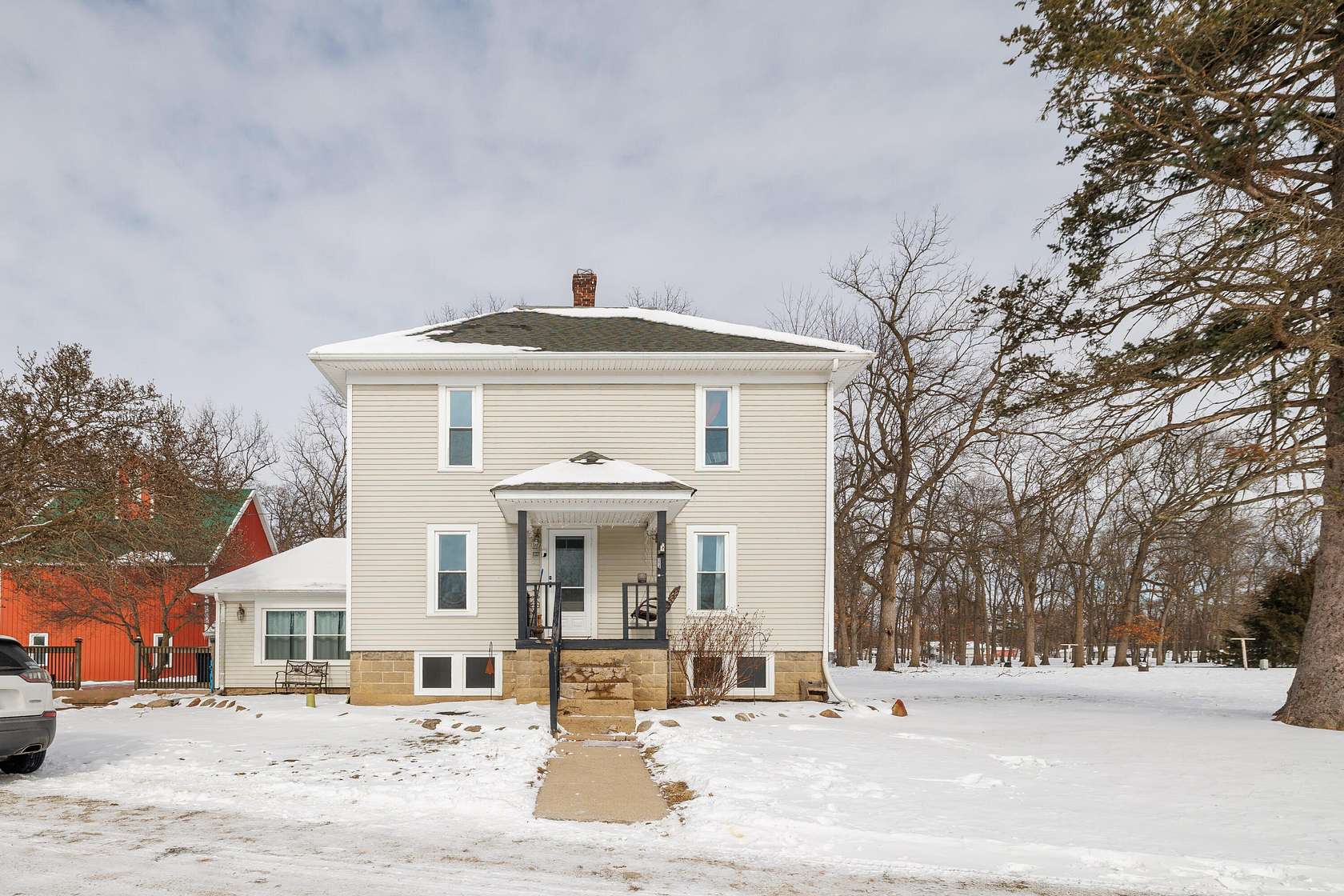 5 Acres of Residential Land with Home for Sale in Remington, Indiana