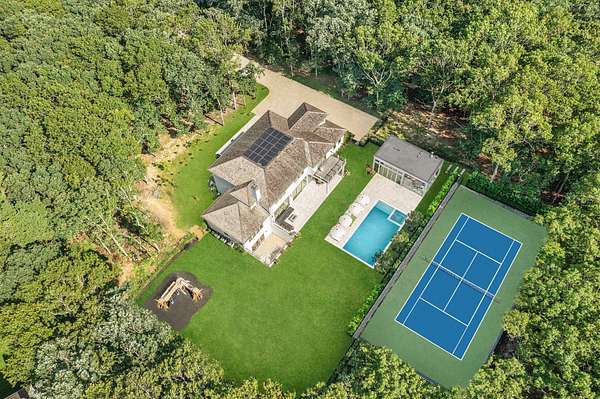 2.7 Acres of Residential Land with Home for Sale in Water Mill, New York