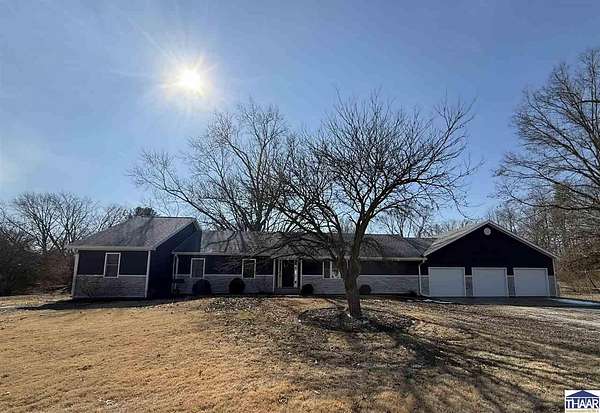 2.85 Acres of Residential Land with Home for Sale in Terre Haute, Indiana