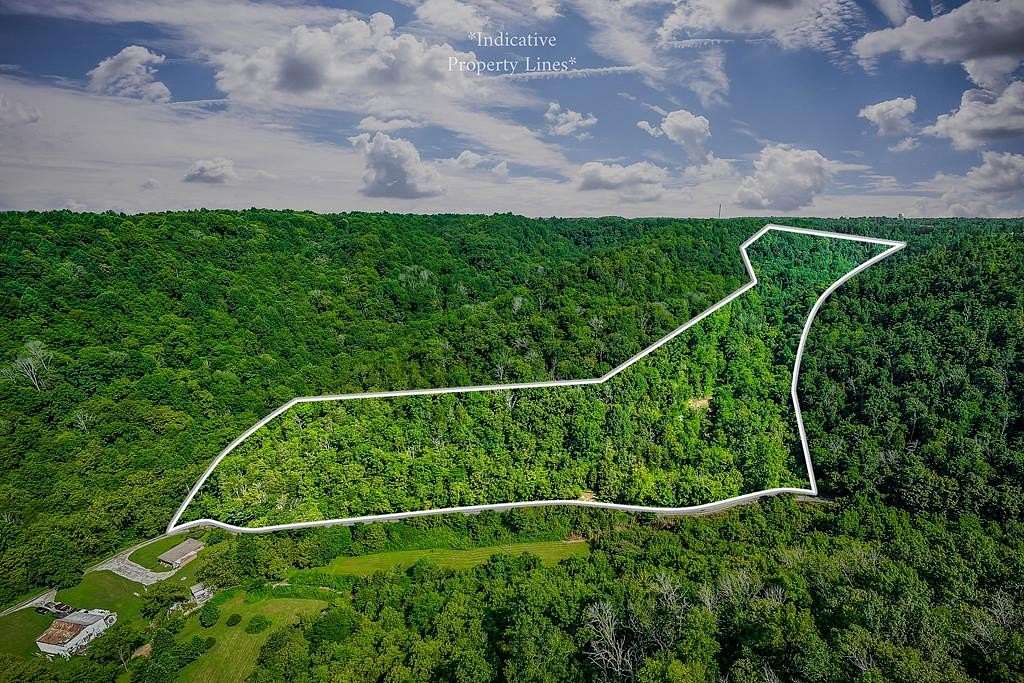 15 Acres of Recreational Land for Sale in Dowelltown, Tennessee