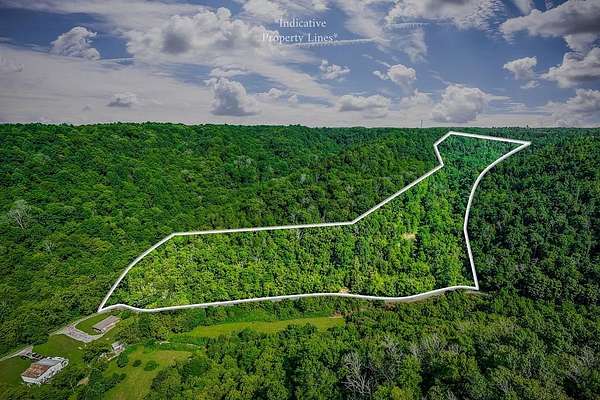 15 Acres of Recreational Land for Sale in Dowelltown, Tennessee