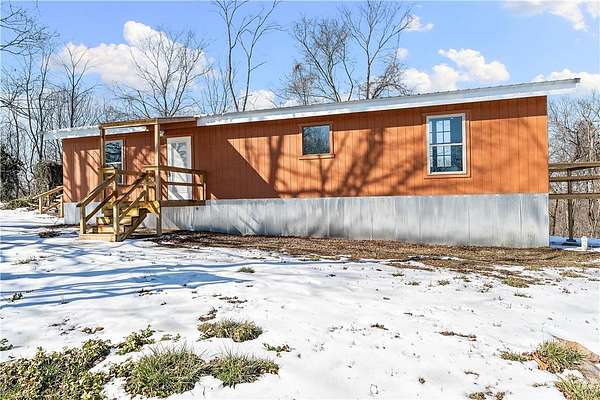 1.5 Acres of Land with Home for Sale in Winslow, Arkansas