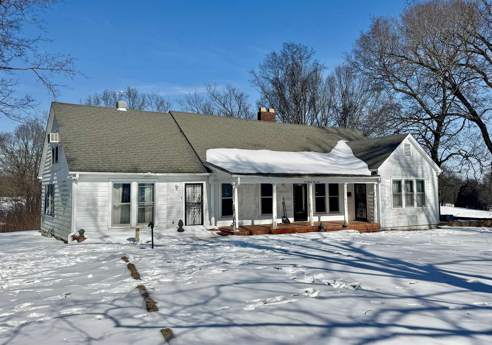 1.54 Acres of Residential Land with Home for Sale in Ripley, Tennessee