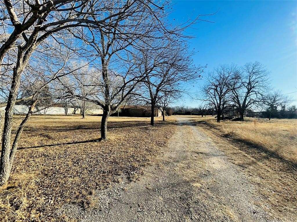 2 Acres of Residential Land with Home for Sale in Clyde, Texas