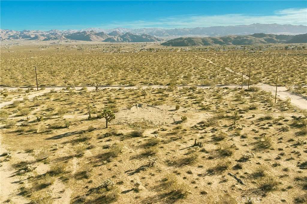 2 Acres of Residential Land for Sale in Joshua Tree, California